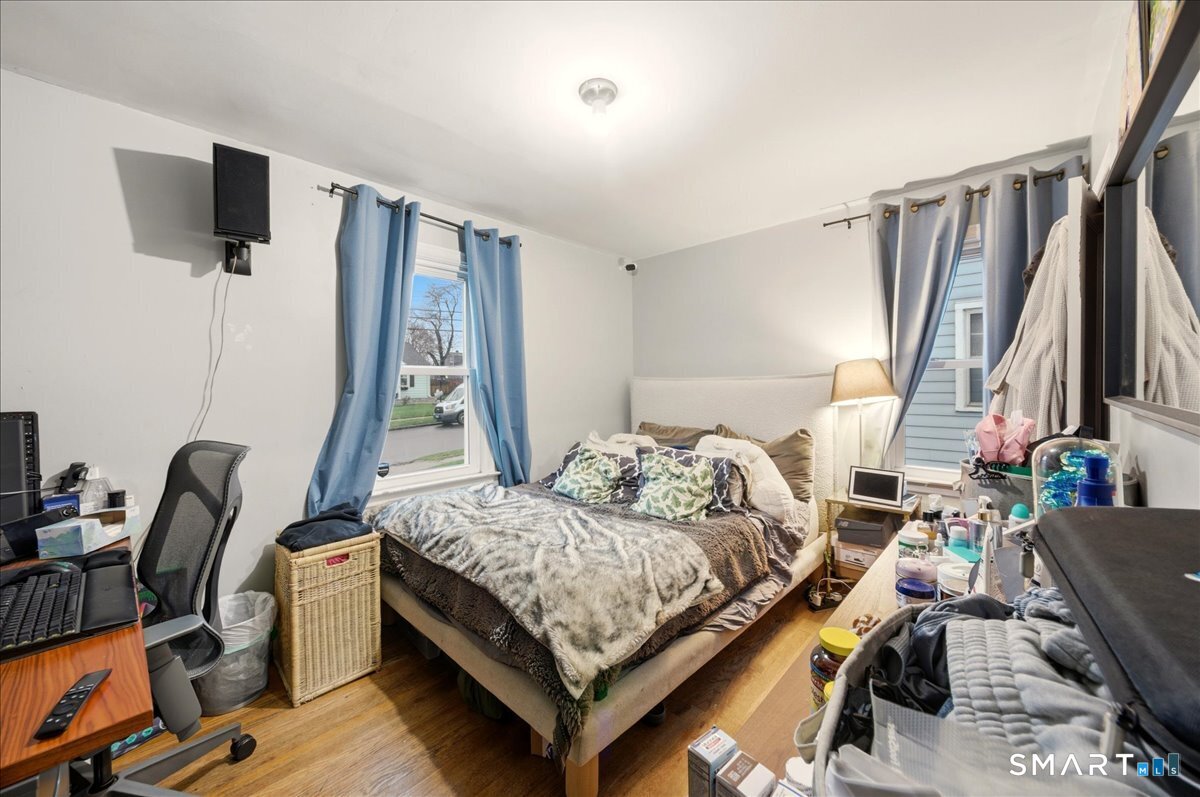 646 Merritt Street Bridgeport, CT 06606 - Photo 5 of 15