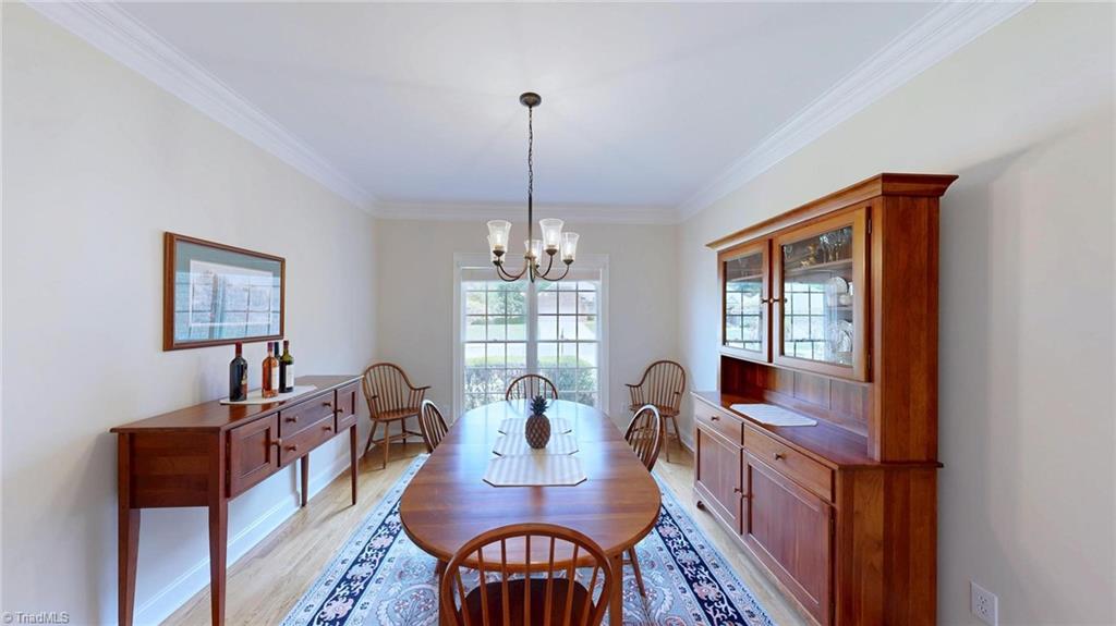 2329 Addison Boulevard High Point, NC 27262 - Photo 17 of 50 Dining room