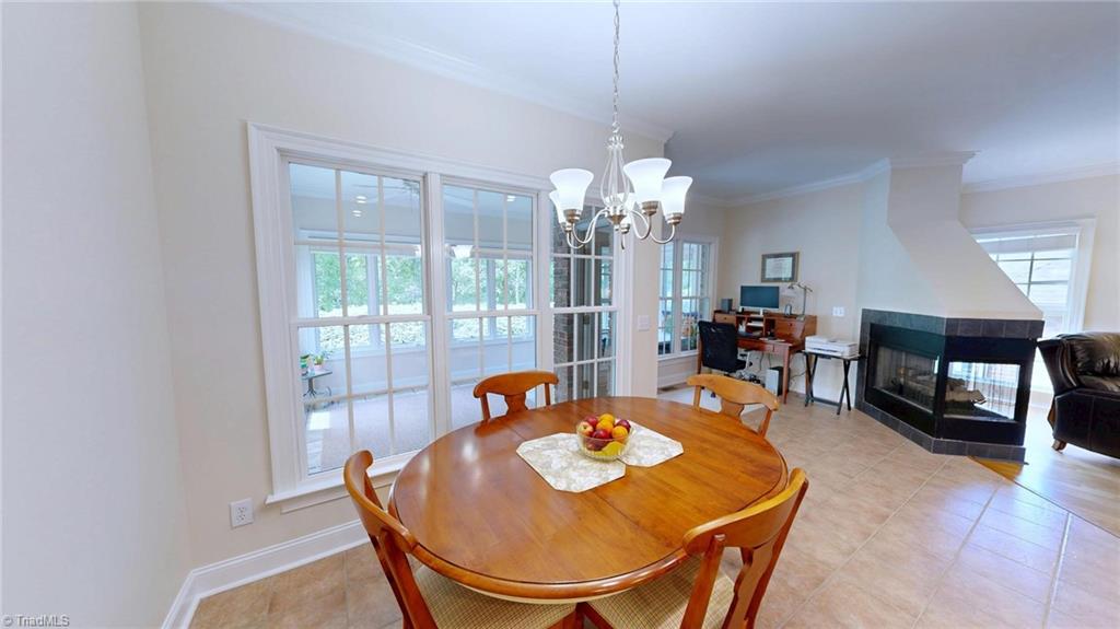 2329 Addison Boulevard High Point, NC 27262 - Photo 25 of 50 Breakfast