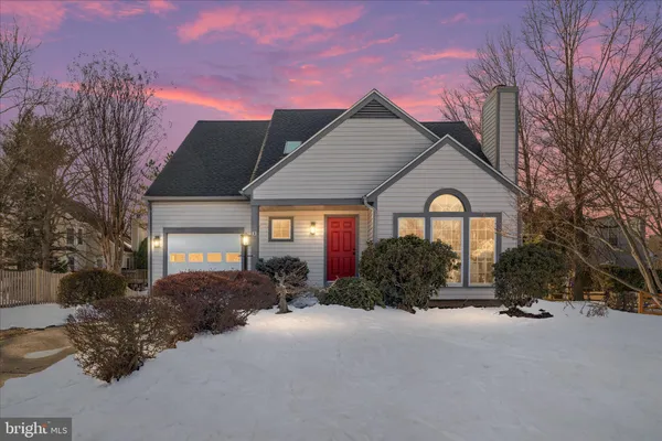 $709,000 | 5 Rawlston Court, Sterling, VA 20165