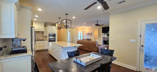 $460,000 | 170 Politz Avenue, St. Gabriel, LA 70776