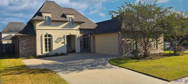 $460,000 | 170 Politz Avenue, St. Gabriel, LA 70776