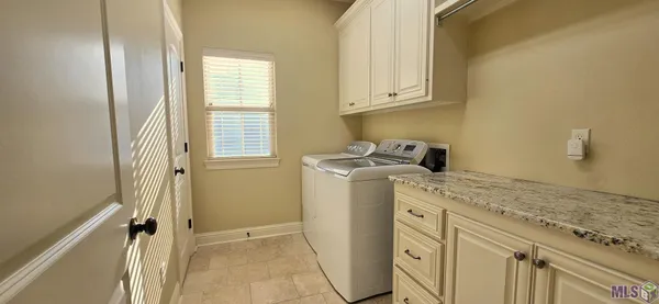 $460,000 | 170 Politz Avenue, St. Gabriel, LA 70776