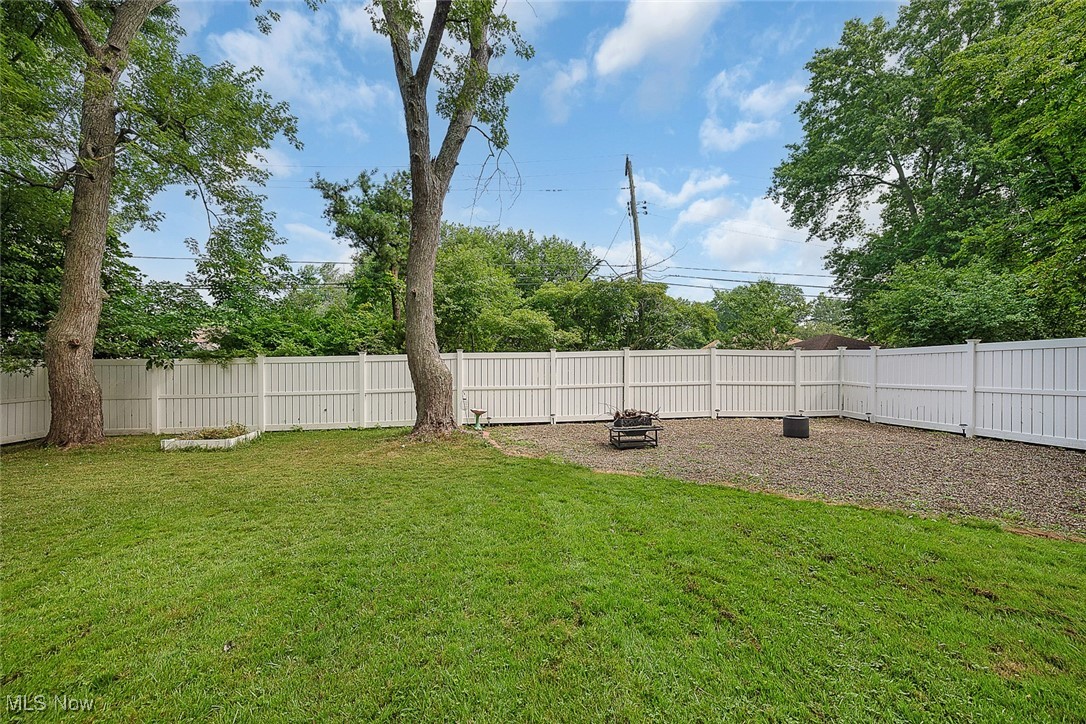 5431 Summit Road Cleveland, OH 44124 - Photo 33 of 33