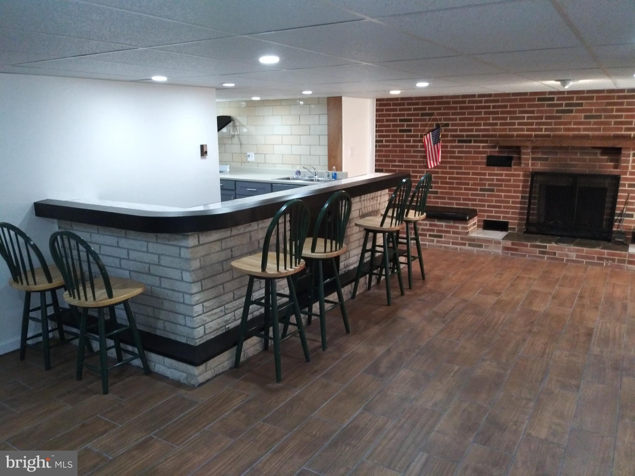175 Frederick Avenue Maple Shade, NJ 08052 - Photo 17 of 45 Custom Brick Bar