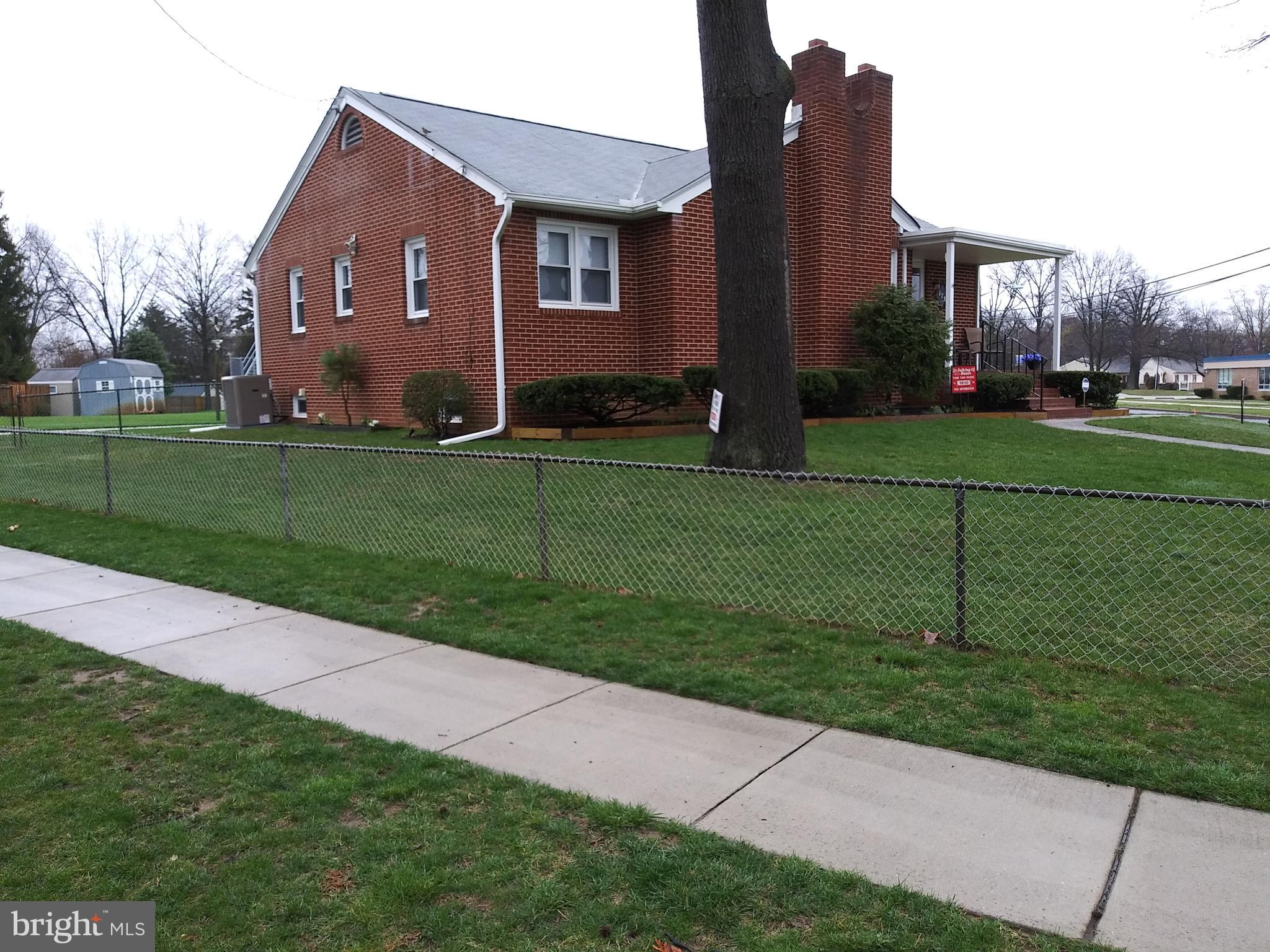175 Frederick Avenue Maple Shade, NJ 08052 - Photo 42 of 45 Front Side Yard