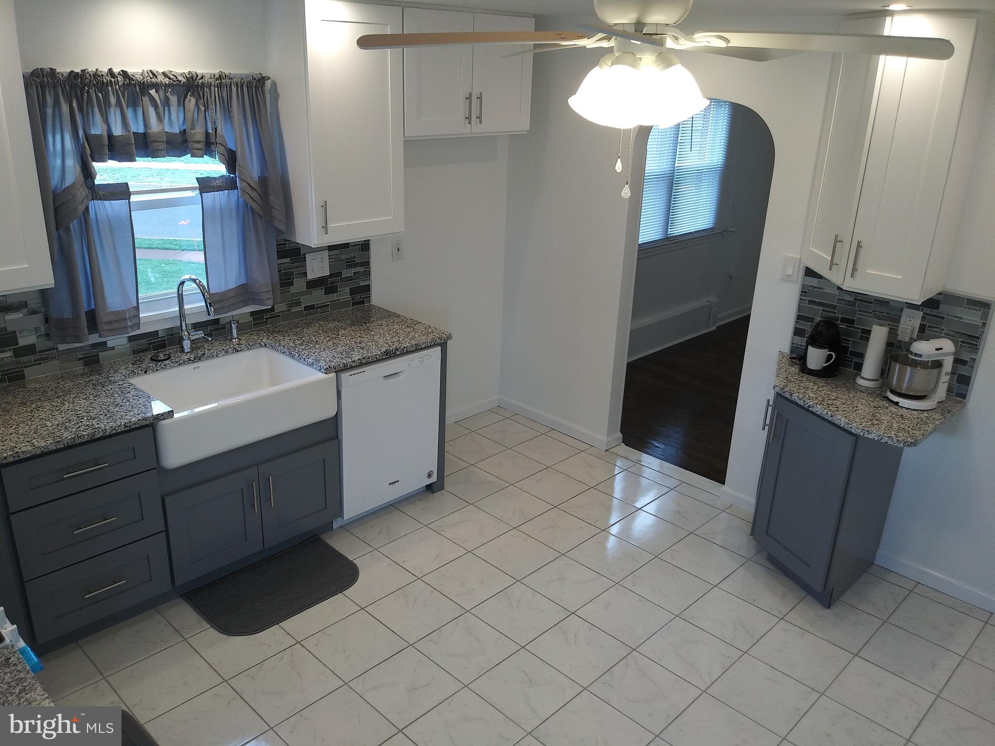 175 Frederick Avenue Maple Shade, NJ 08052 - Photo 10 of 45 Main Eat In Kitchen