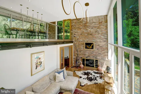$1,750,000 | 1927 Marthas Road, Alexandria, VA 22307