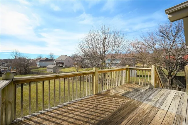 $320,000 | 109 East Heritage Drive, Raymore, MO 64083