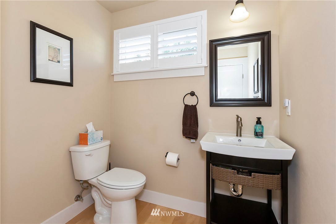 920 East Old Ranch Road, Unit 7 Allyn, WA 98524 - Photo 9 of 40 Gallery Image 9