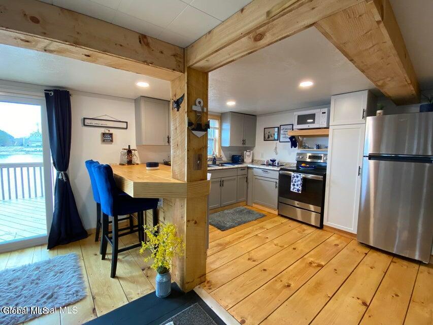 28363 Lotts Grove Road Lyme, NY 13622 - Photo 12 of 35 Lake Houe Kitchen