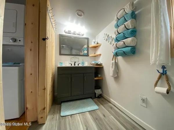 $344,900 | 28363 Lotts Grove Road, Lyme, NY 13622