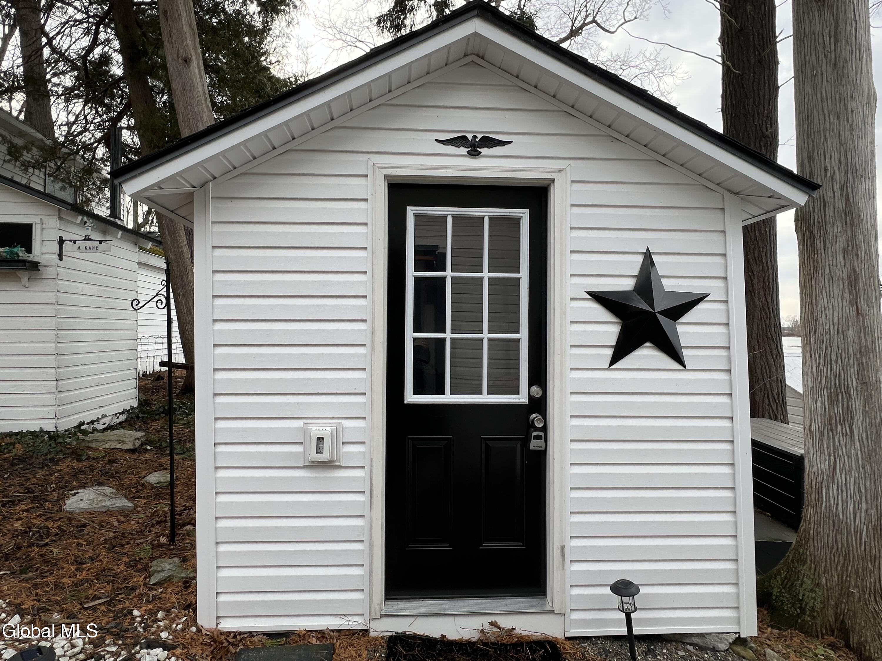 28363 Lotts Grove Road Lyme, NY 13622 - Photo 20 of 35 Front of Guest House