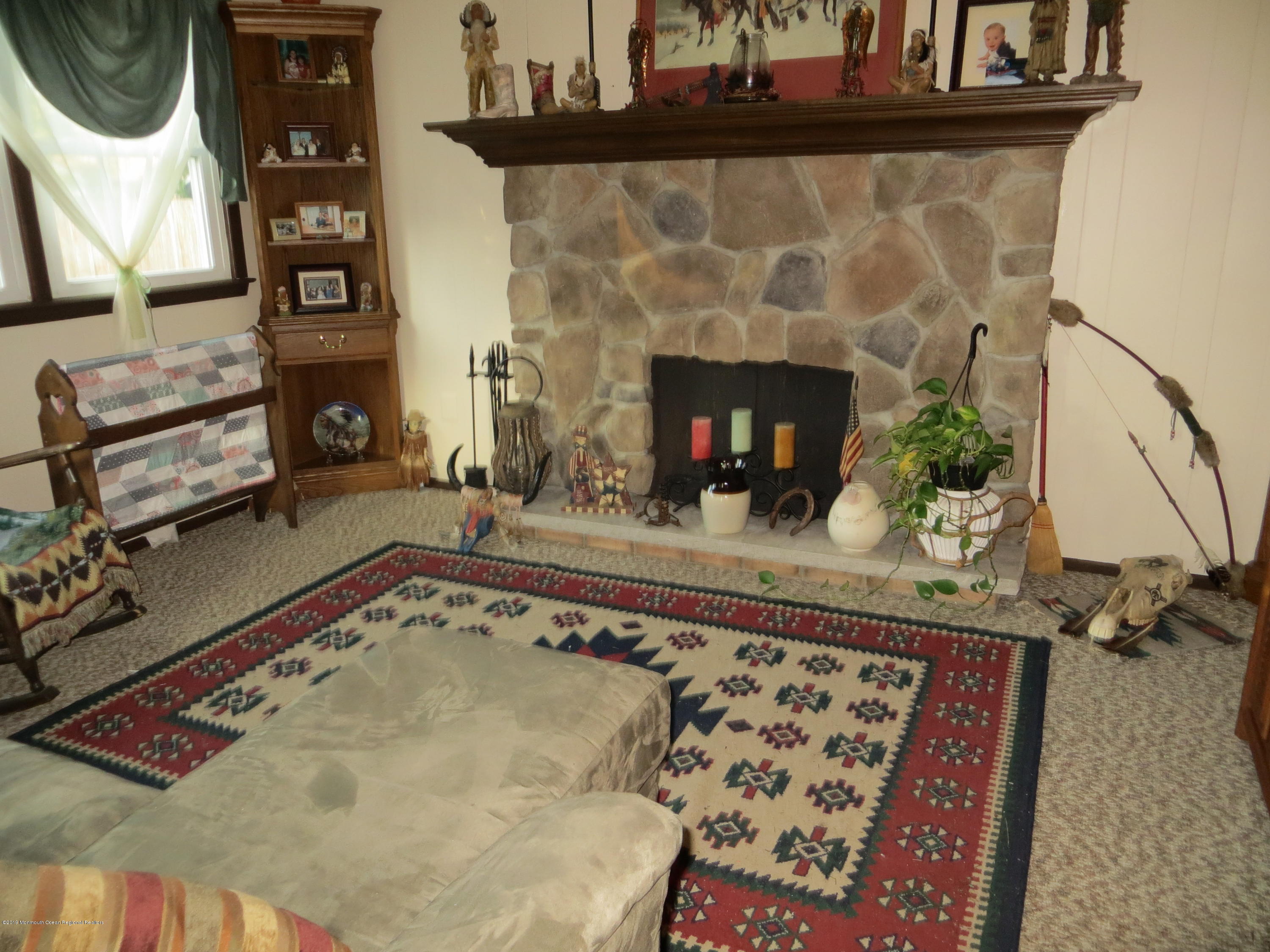 510 Hunters Road Brick, NJ 08724 - Photo 5 of 9 Family Room