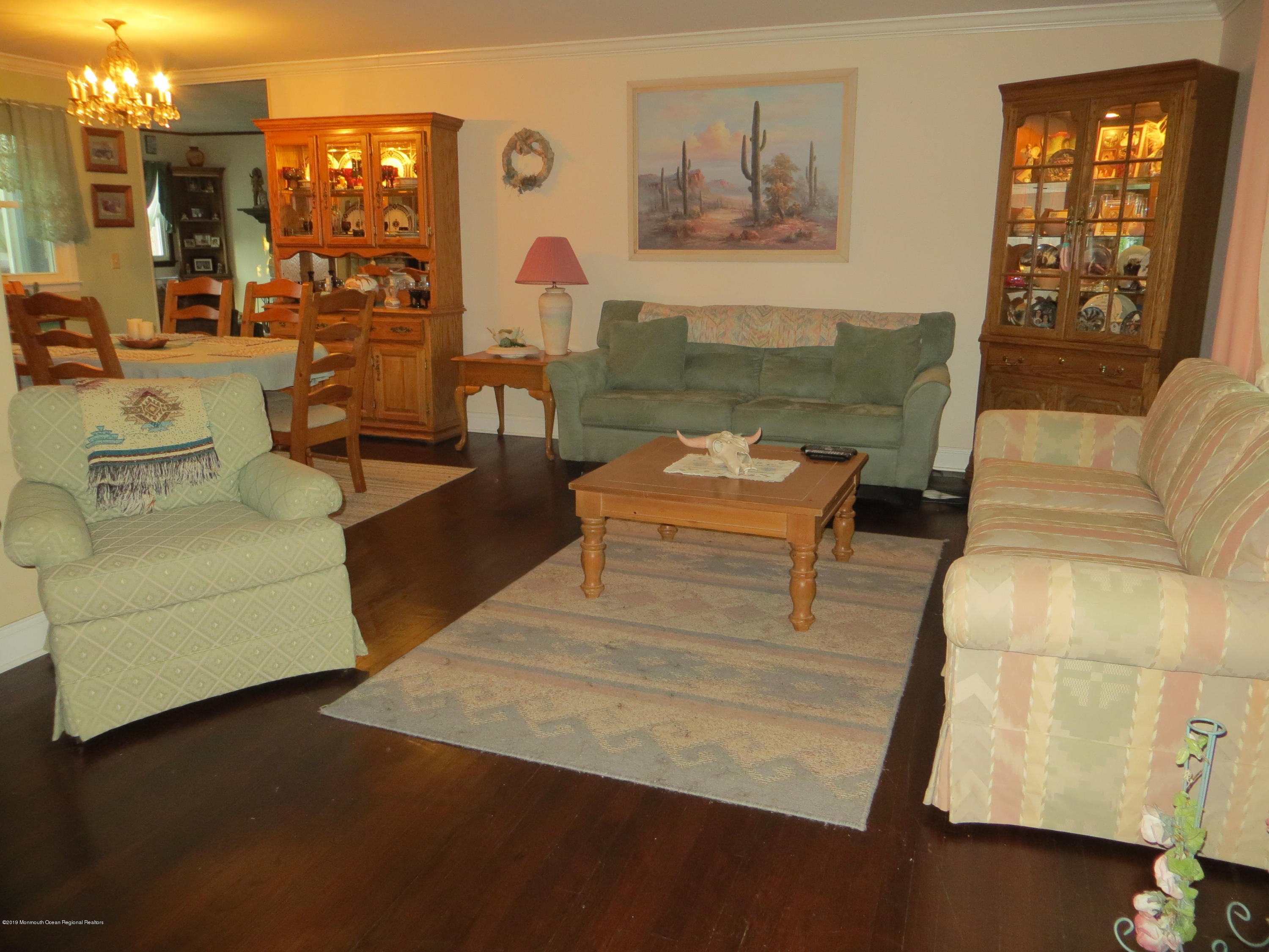 510 Hunters Road Brick, NJ 08724 - Photo 6 of 9 Living Room