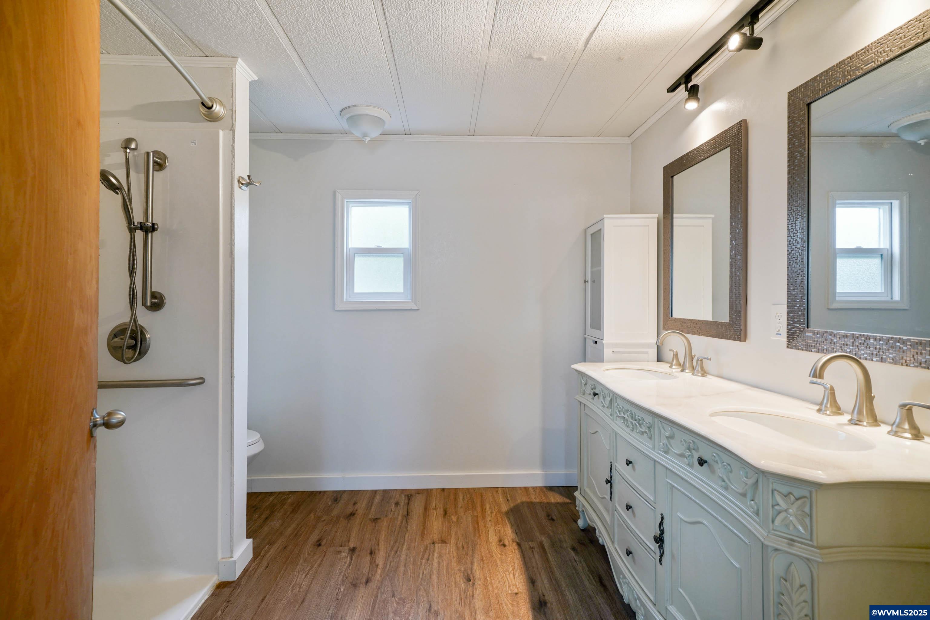 5422 Portland Road Northeast, Unit 89 Salem, OR 97305 - Photo 19 of 22 Gallery Image 19