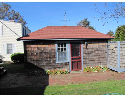 40 Richard Smith Road Narragansett, RI 02882 - Photo 3 of 14 Other.