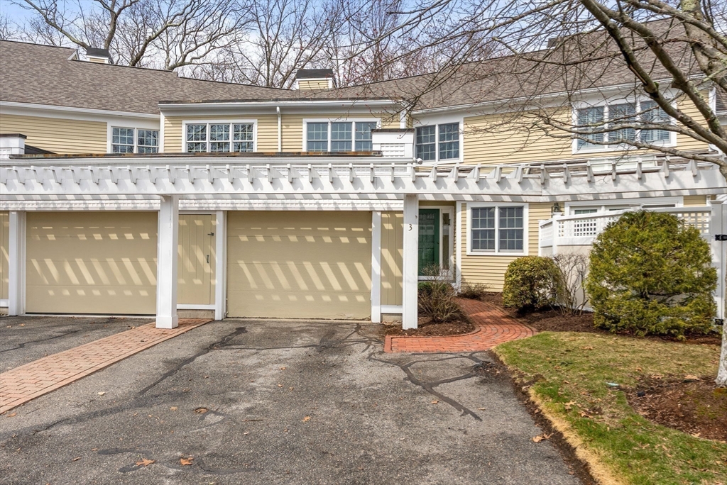 3 Parker Ridge Way, Unit 3 Newburyport, MA 01950 - Photo 35 of 40 a front view of a house