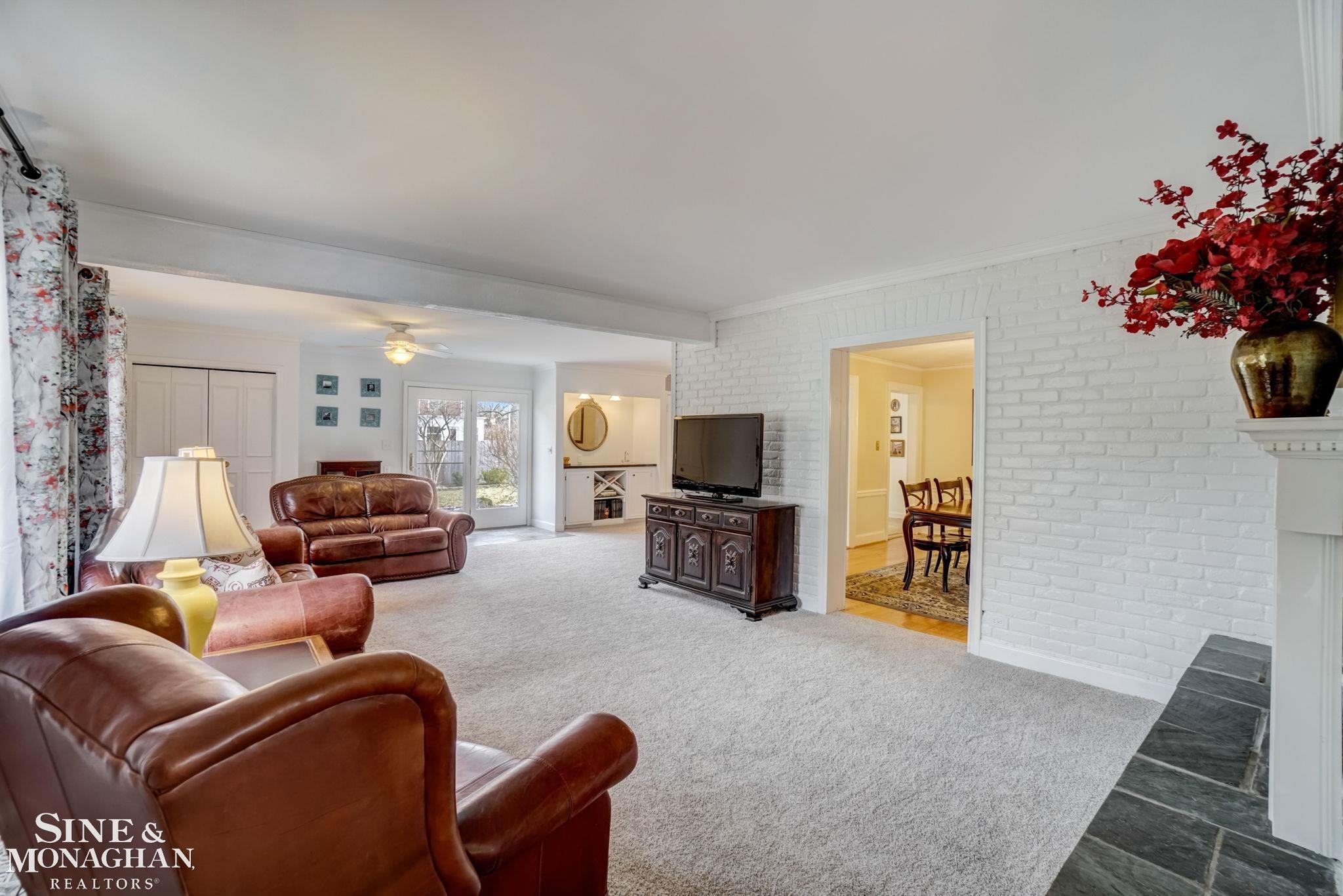 606 Pemberton Road Grosse Pointe, MI 48230 - Photo 6 of 99 Family Room