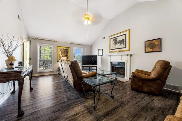 $2,495,000 | 401 North Sanga Road, Memphis, TN 38018