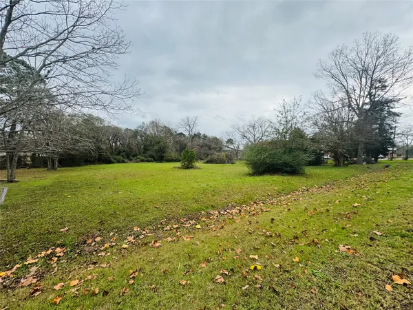 $174,500 | 401 South Fm 356, Onalaska, TX 77360