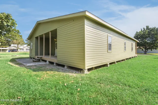 $169,000 | 936 Patricia Street, Rayne, LA 70578