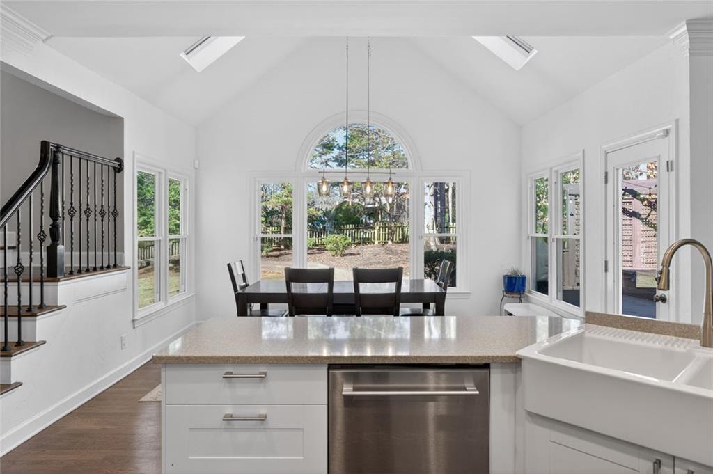 5490 Grove Point Road Johns Creek, GA 30022 - Photo 19 of 63