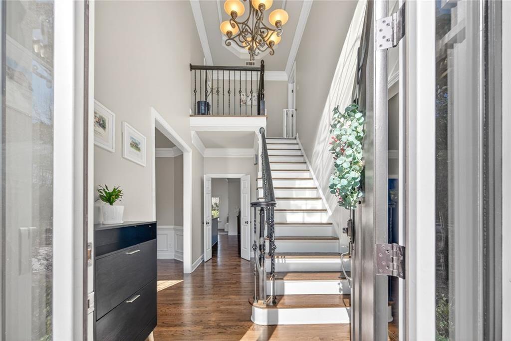 5490 Grove Point Road Johns Creek, GA 30022 - Photo 5 of 63