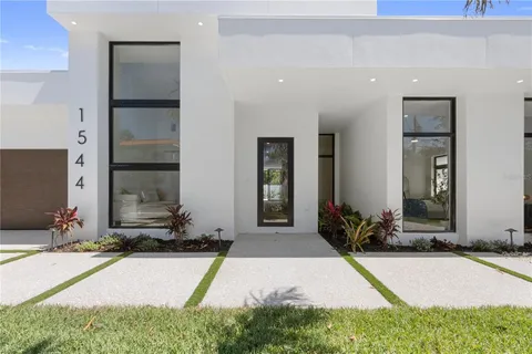 $1,400,000 | 1544 3rd Avenue West, Bradenton, FL 34205