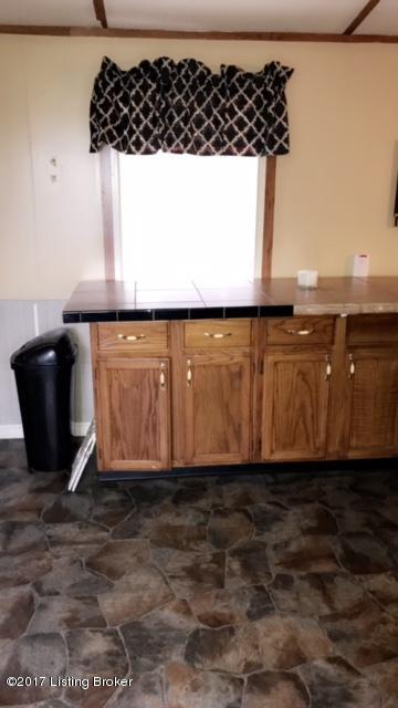 723 Foley Road Shepherdsville, KY 40165 - Photo 10 of 25 Kitchen