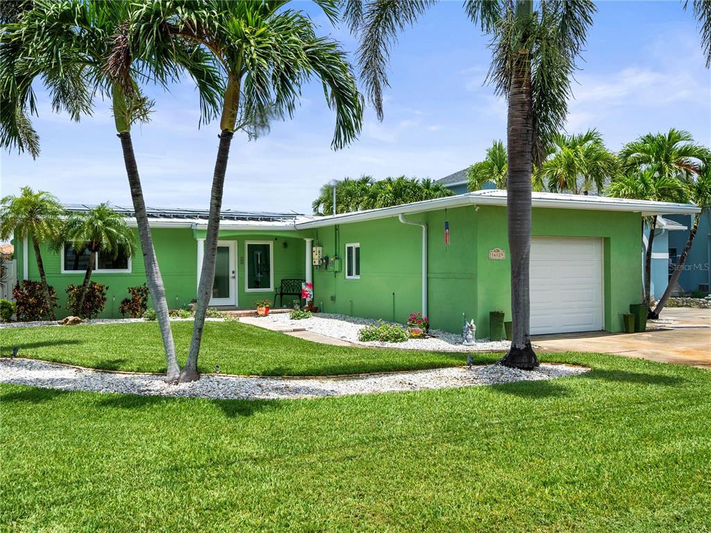 16129 4th Street East Redington Beach, FL 33708 - Photo 13 of 43 Gallery Image 13