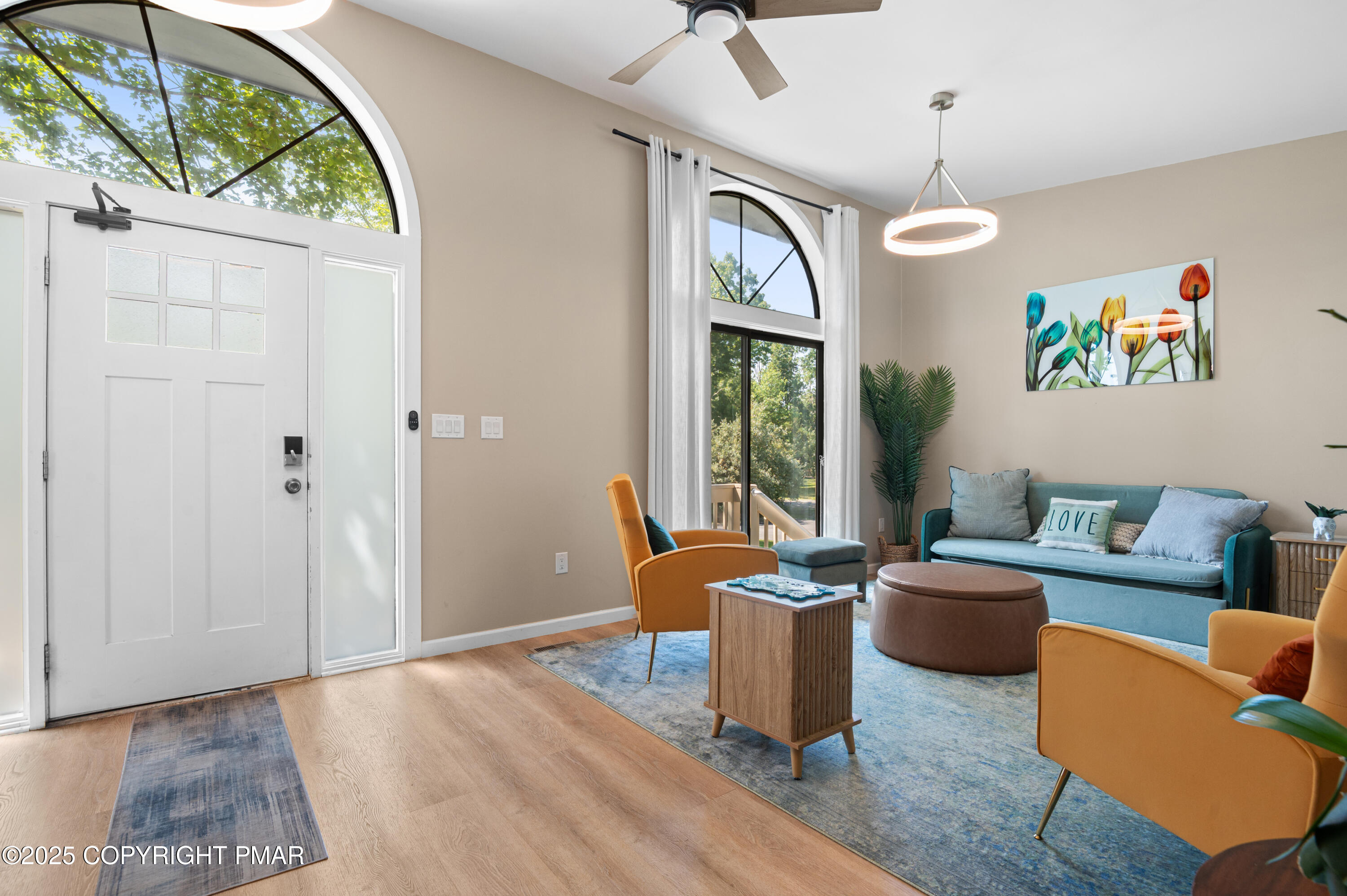 624 Westlake Drive East Stroudsburg, PA 18302 - Photo 109 of 115 a living room with furniture and a window