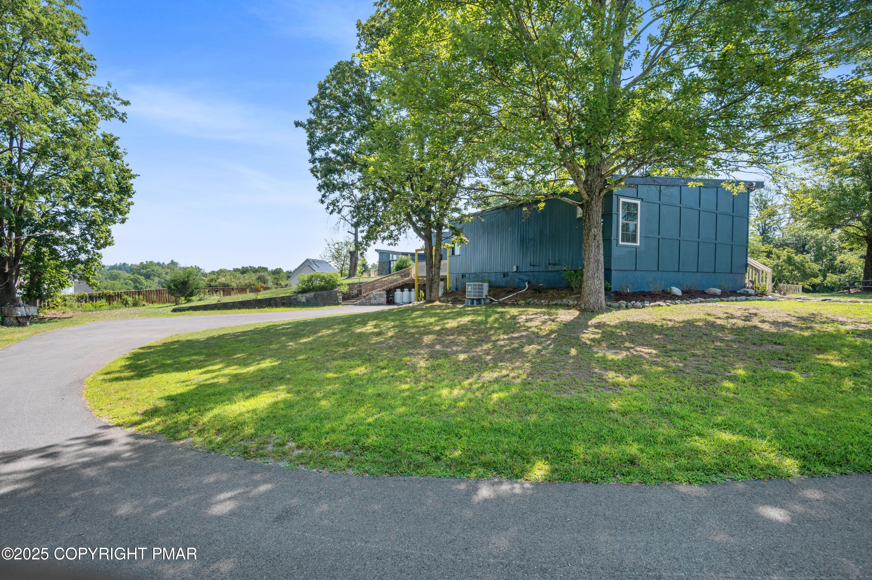 624 Westlake Drive East Stroudsburg, PA 18302 - Photo 7 of 115 005-624Westlake-MBertsch