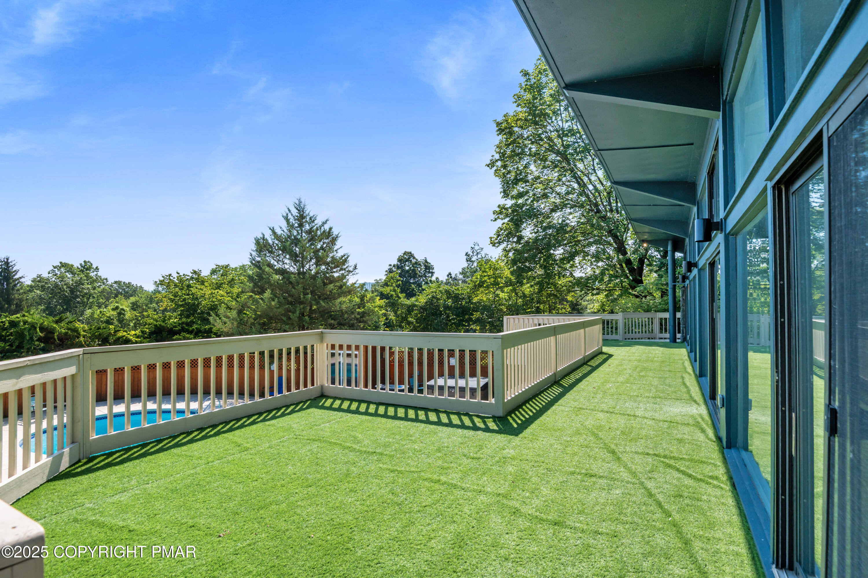 624 Westlake Drive East Stroudsburg, PA 18302 - Photo 10 of 115 009-624Westlake-MBertsch