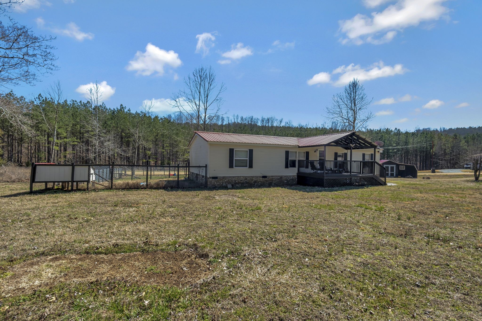 107 Northview Road Hohenwald, TN 38462 - Photo 3 of 29 Gallery Image 3