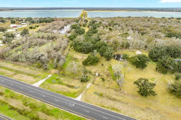 $275,000 | 35 Highway 35 Sweeny Tx 77480, Sweeny, TX 77480
