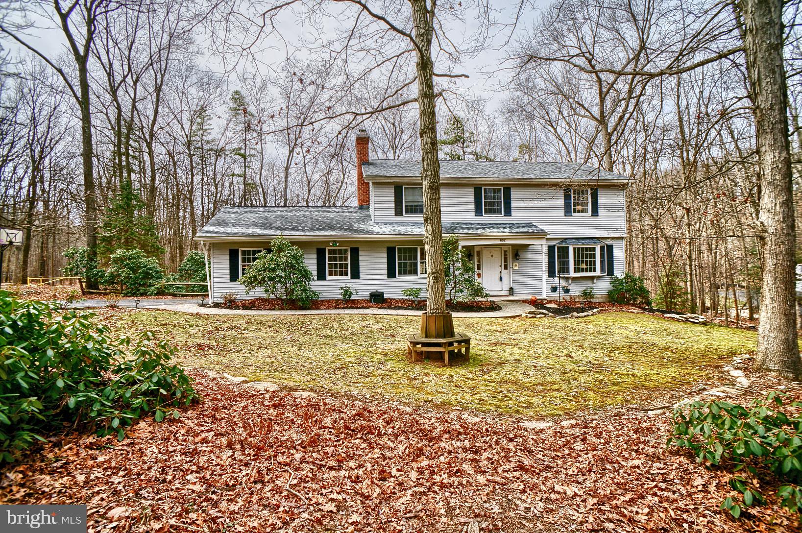652 Spring Lane Boiling Springs, PA 17007 - Photo 1 of 37 Gallery Image 1