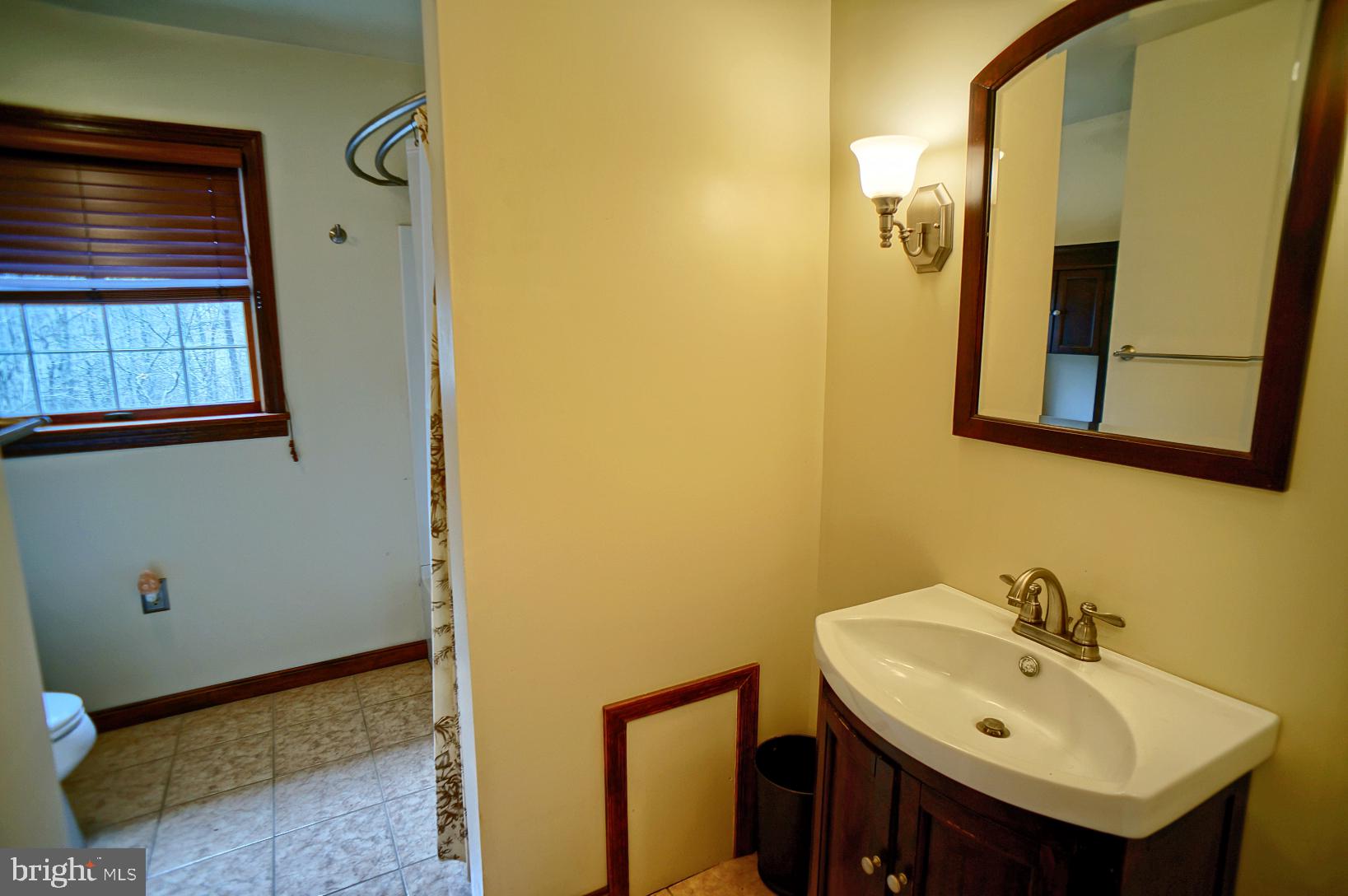 652 Spring Lane Boiling Springs, PA 17007 - Photo 17 of 37 Gallery Image 17