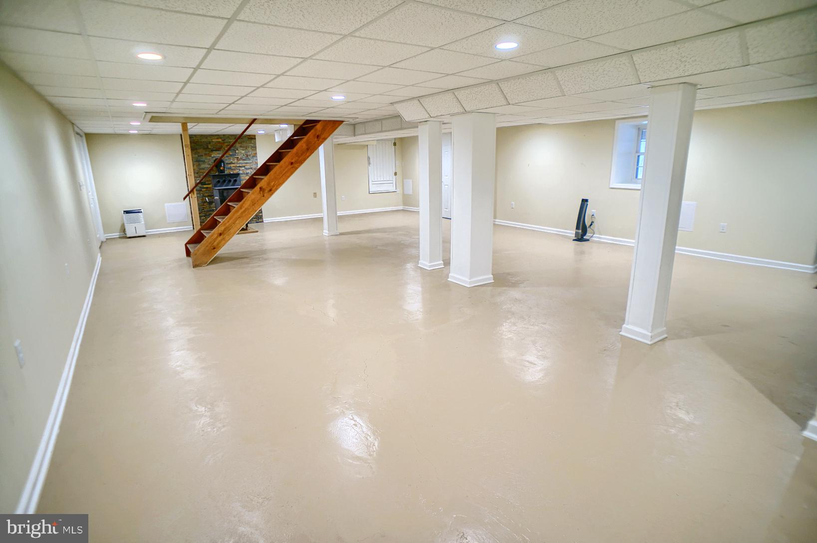 652 Spring Lane Boiling Springs, PA 17007 - Photo 22 of 37 Gallery Image 22