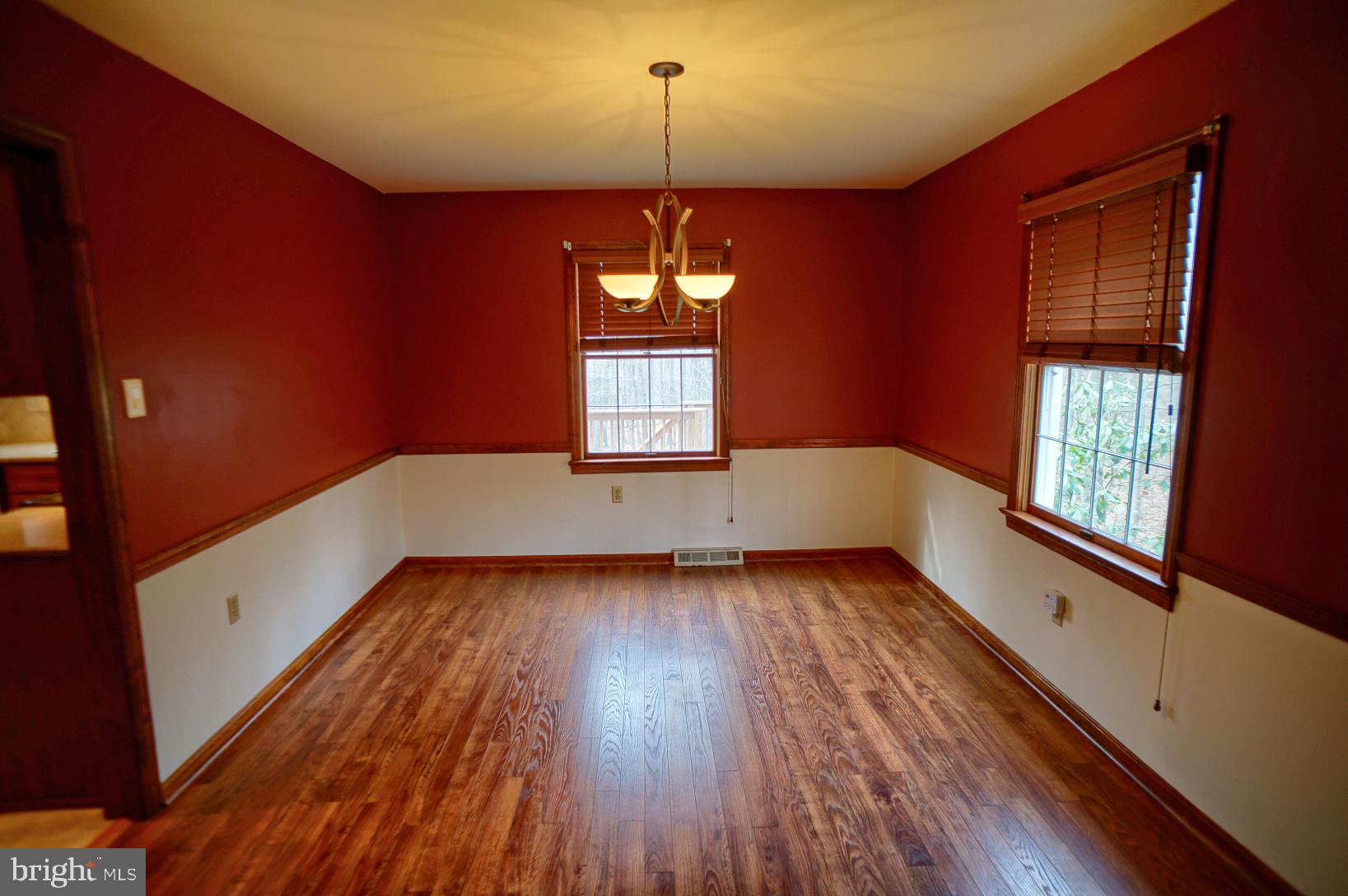 652 Spring Lane Boiling Springs, PA 17007 - Photo 5 of 37 Gallery Image 5