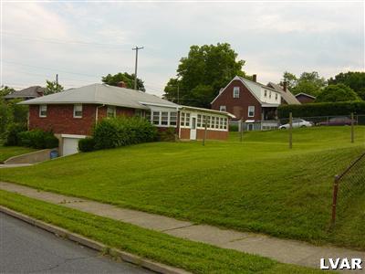 829 Pembroke Road Bethlehem, PA 18018 - Photo 4 of 4 Rear w/Enclosed Porch