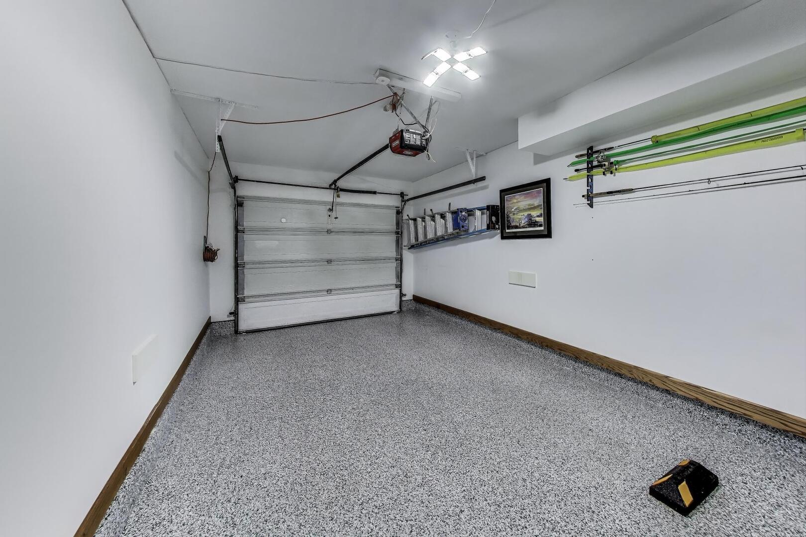 659 Meadows Boulevard Addison, IL 60101 - Photo 29 of 33 Gallery Image 29