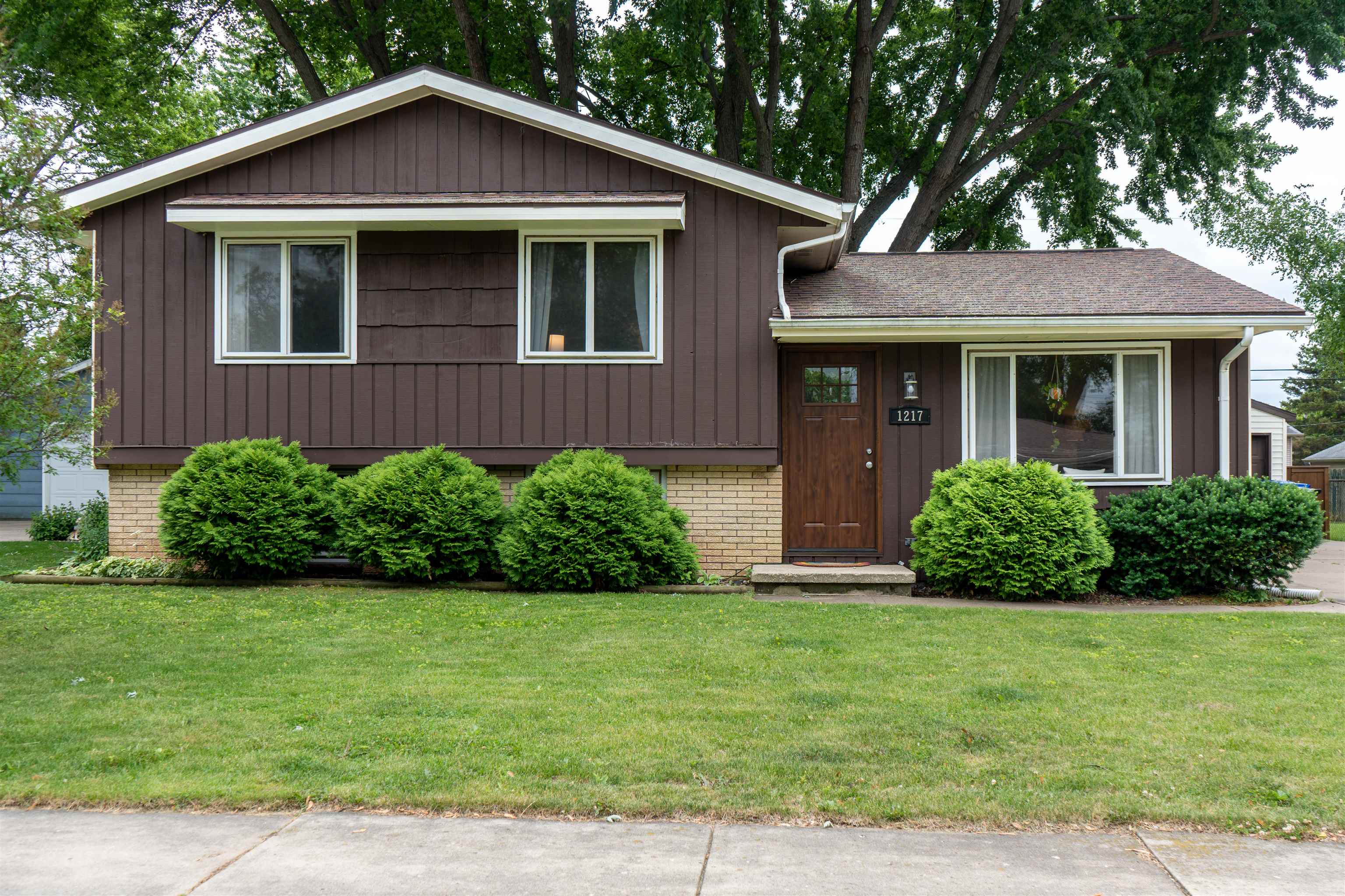 1217 East Mitchell Avenue Appleton, WI 54915 - Photo 23 of 31