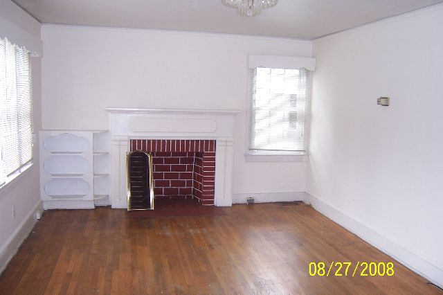 107 West Parker Road Greenville, SC 29611 - Photo 2 of 6 Gallery Image 2