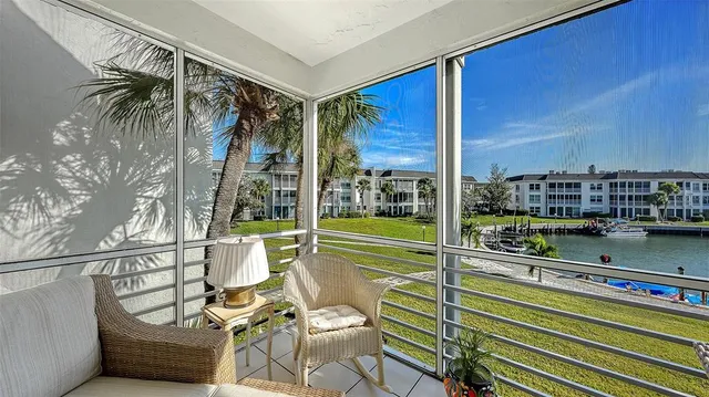 $495,000 | 4370 Chatham Drive, Unit 204, Longboat Key, FL 34228