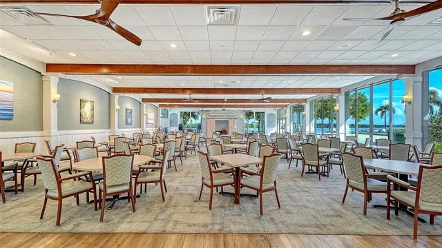 $495,000 | 4370 Chatham Drive, Unit 204, Longboat Key, FL 34228