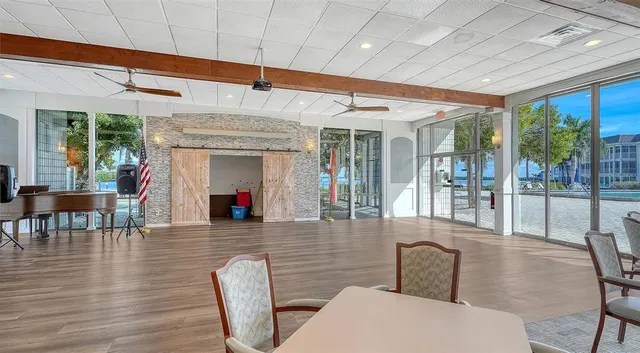 $495,000 | 4370 Chatham Drive, Unit 204, Longboat Key, FL 34228