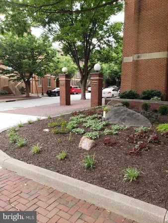 $2,200 | 534 South Charles Street, Unit R81, Baltimore, MD 21201
