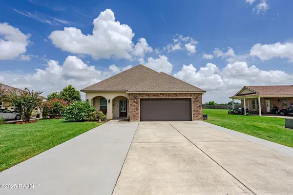 $242,500 | 8946 Rue Blanc, Abbeville, LA 70510