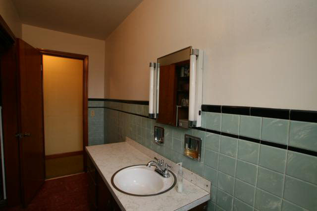 115 Riverside Avenue Verona, VA 24482 - Photo 7 of 16 Gallery Image 7